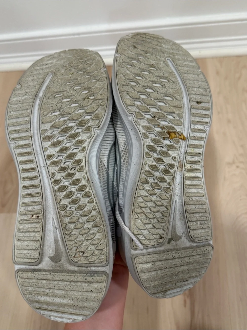 Nike Downshifter 12 Sneakers in White Size 7.5